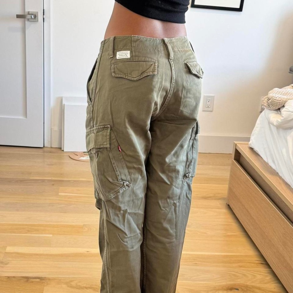 Levi’s Olive/Green Cargos